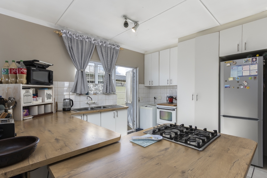 3 Bedroom Property for Sale in Strand South Western Cape